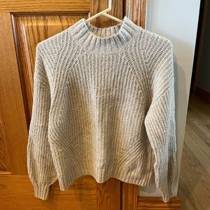 Old Navy women’s sweater